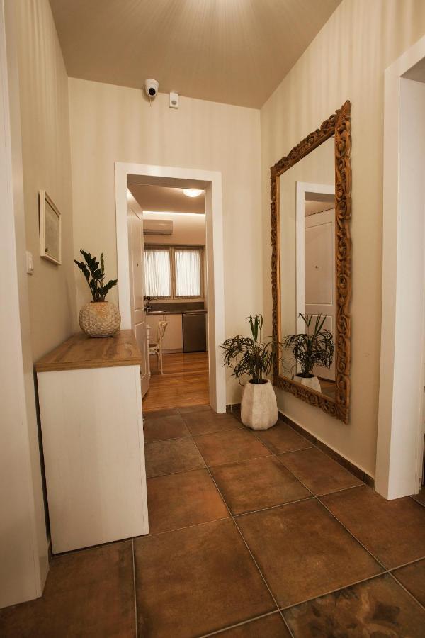 Lovely 1St Fl. Apt, With Balcony In Pagrati Афины Экстерьер фото